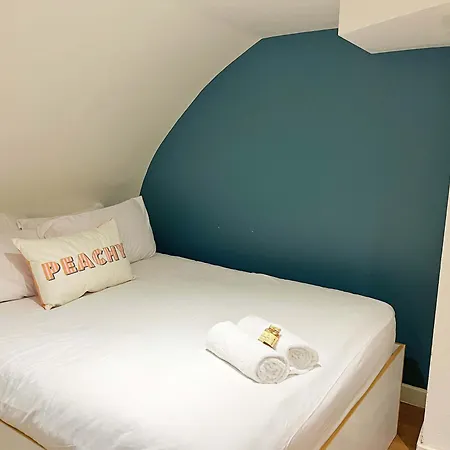 Harford House 2 - Hopewell Bristol